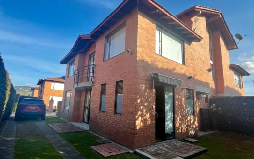 VENDO CASA CAMPESTRE EN BOJACÁ, CHIA