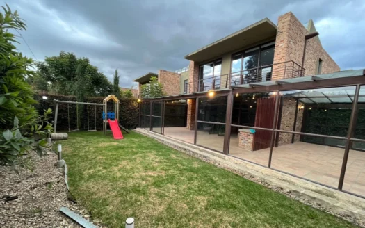 CASA CAMPESTRE SOÑADA EN VENTA FAGUA CHÍA