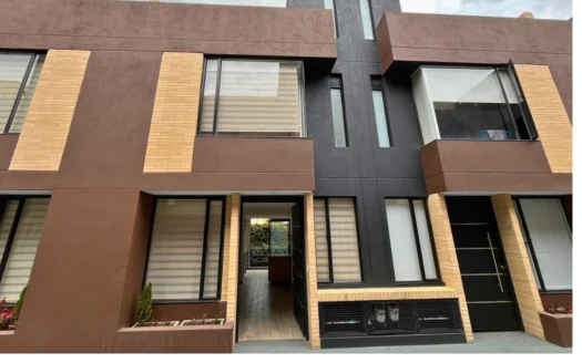 Casa en venta Vereda Fonqueta 3 Habs, 4 Baños, 2 Parq, Jardin Inferior