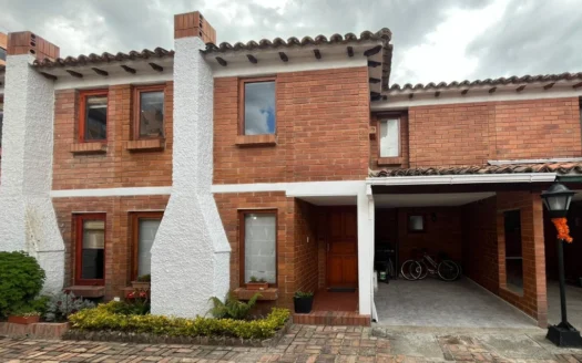 Casa En Venta Casco Urbano a 5 Min del Centro Historico, Negociable