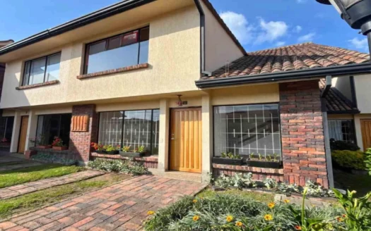 Casa Remodelada en Sector Delicias Norte