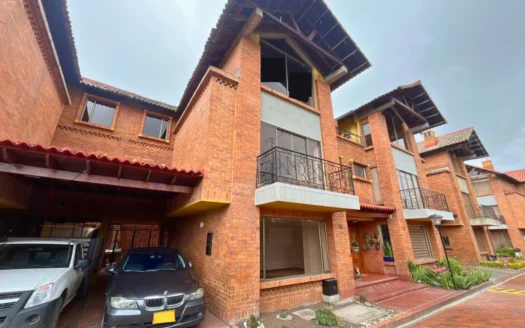 EN VENTA CASA CONJUNTO RESIDENCIAL SANTA CECILIA II