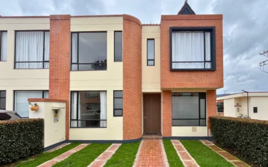 Casa En Venta Conjunto Residencial Frutales