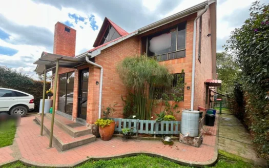 Casa finca en venta en Villa Joaquín